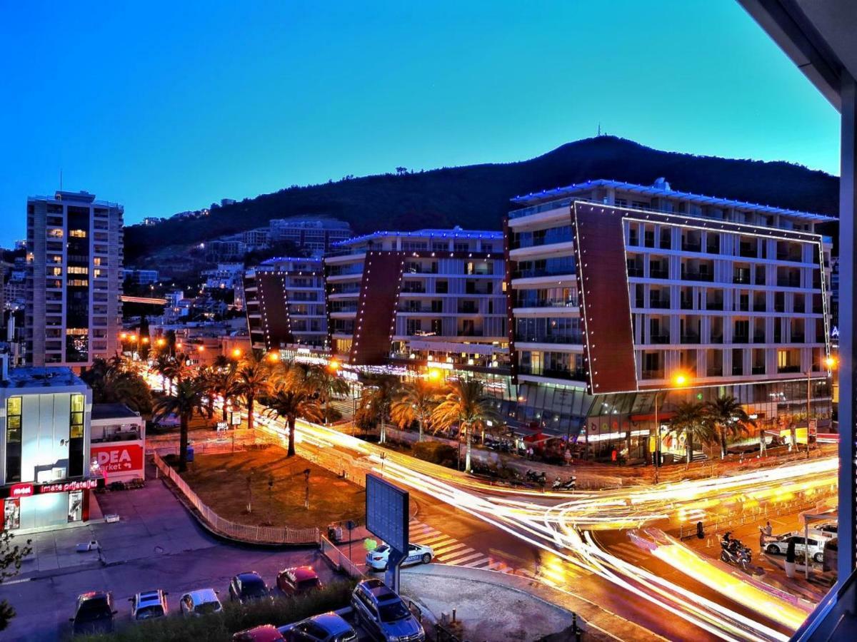 Revenu Lägenhet Budva